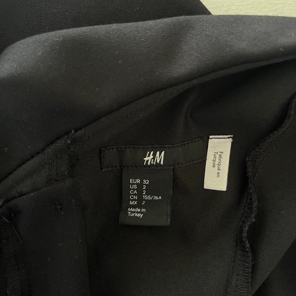 H&M One-Shoulder Black Mini Dress - Picture 3 of 3